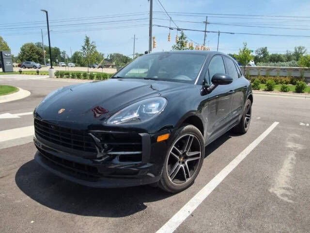 2021 PORSCHE Macan