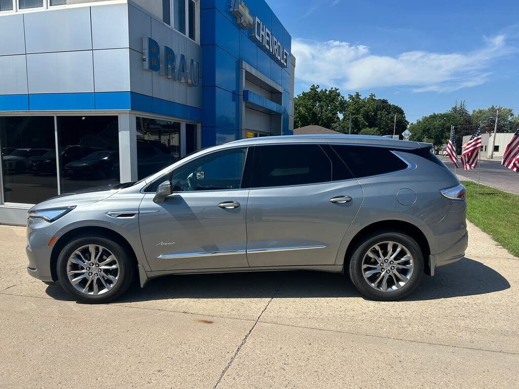 2023 BUICK Enclave