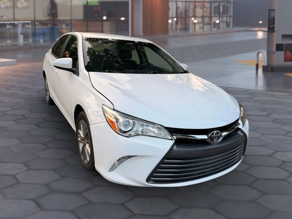 2016 TOYOTA Camry