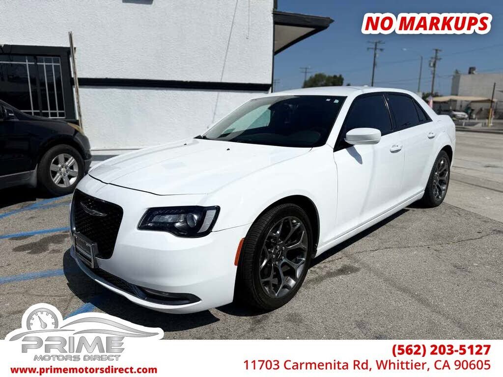 2016 CHRYSLER 300