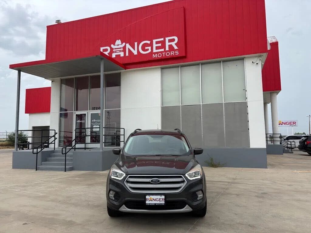 2018 FORD Escape