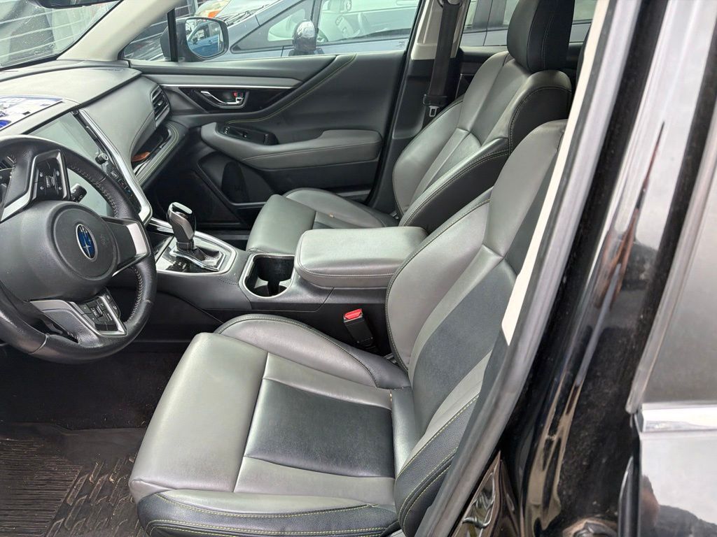 2020 SUBARU Outback