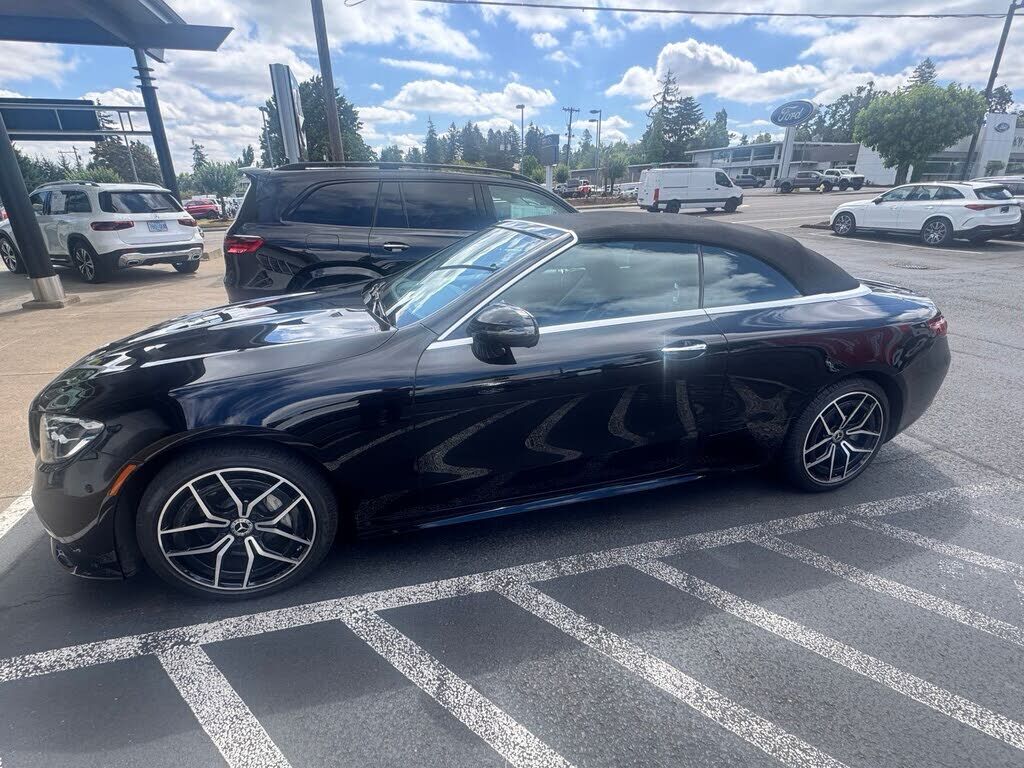 2023 MERCEDES-BENZ E-Class