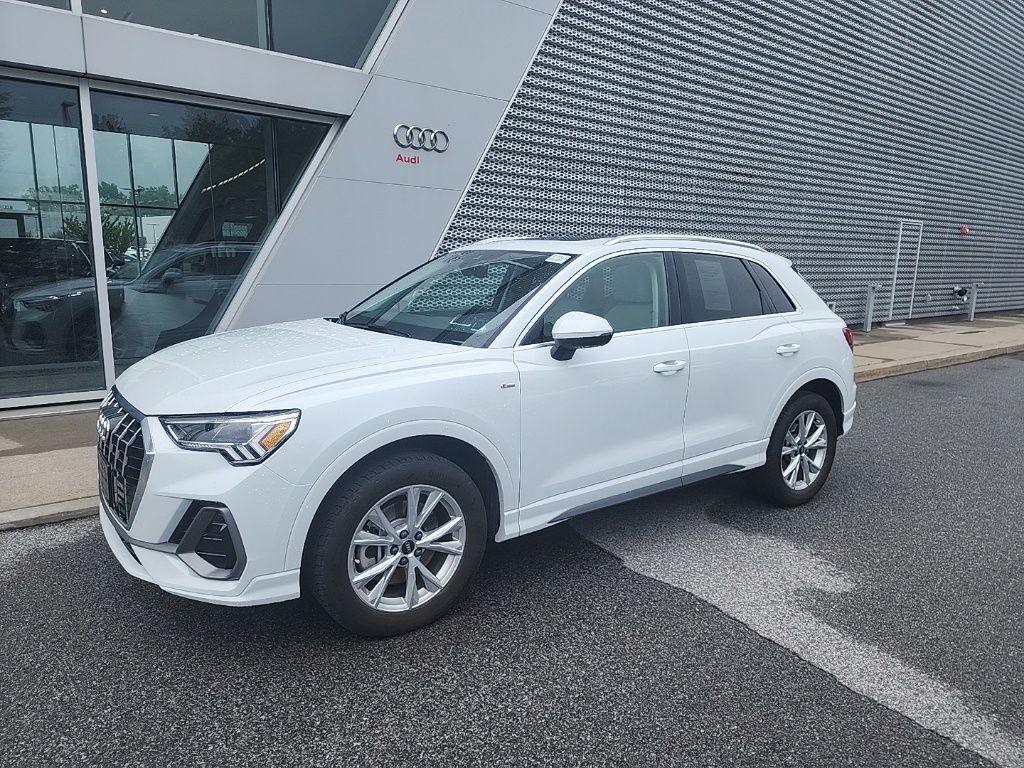 2022 AUDI Q3