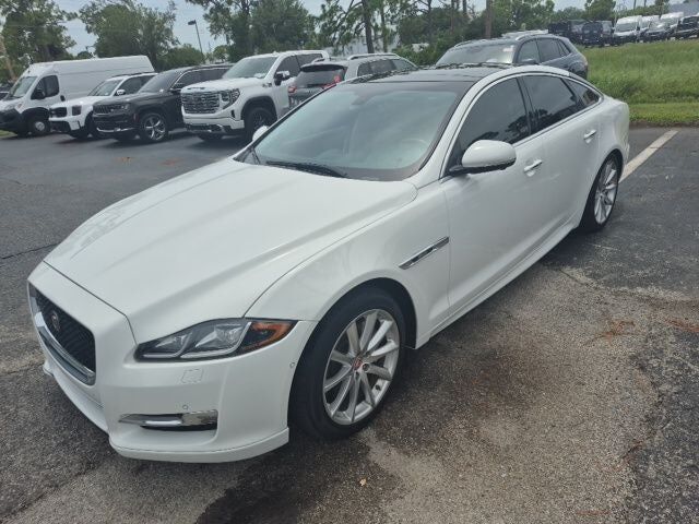 2016 JAGUAR XJ