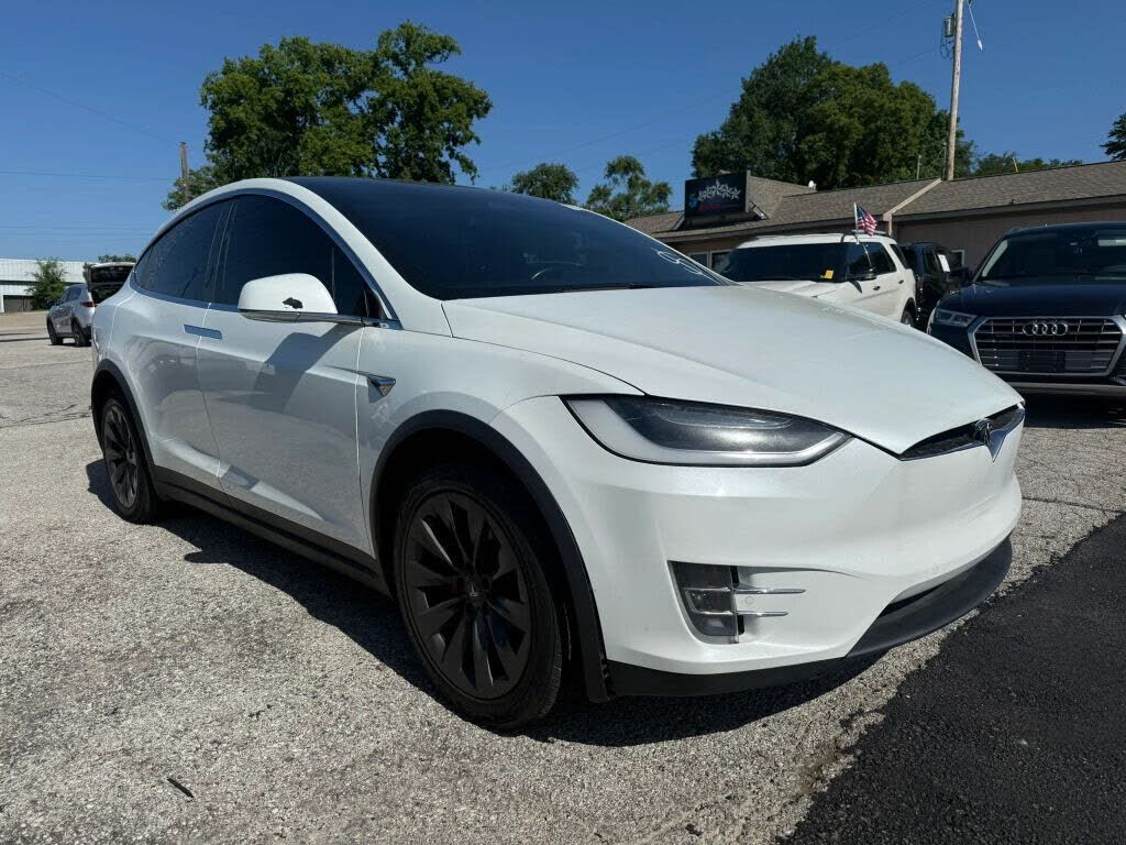 2018 TESLA Model X