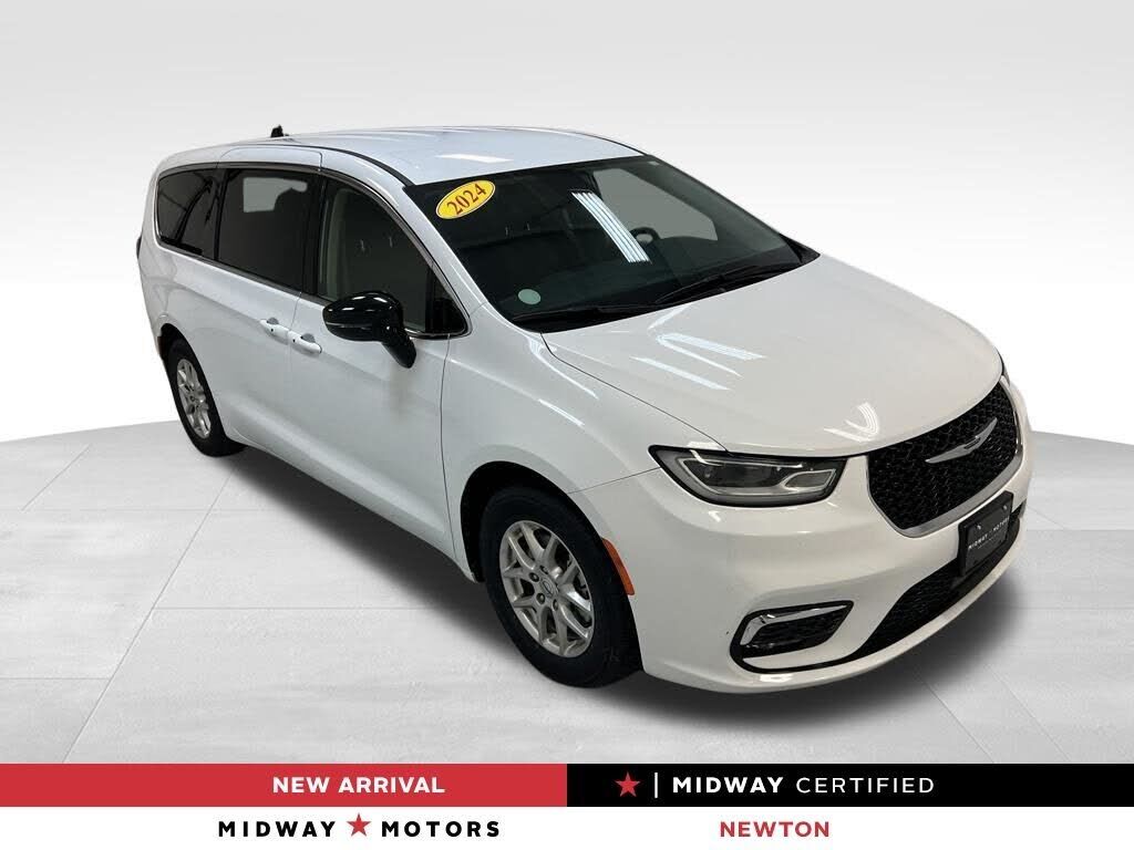 2024 CHRYSLER Pacifica