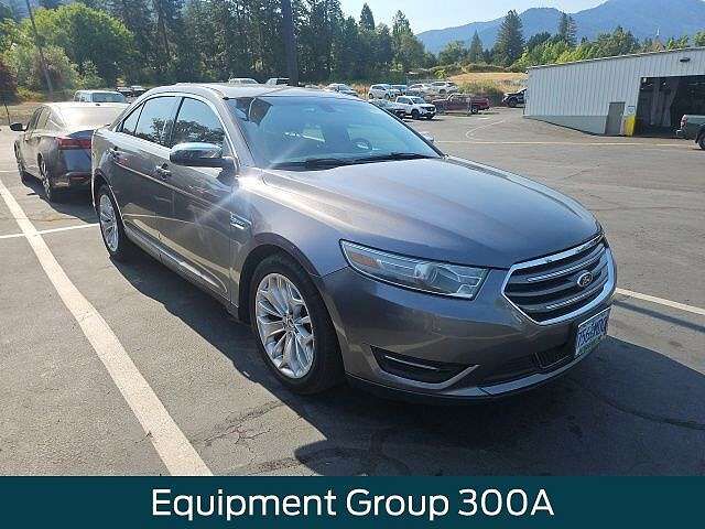 2014 FORD Taurus