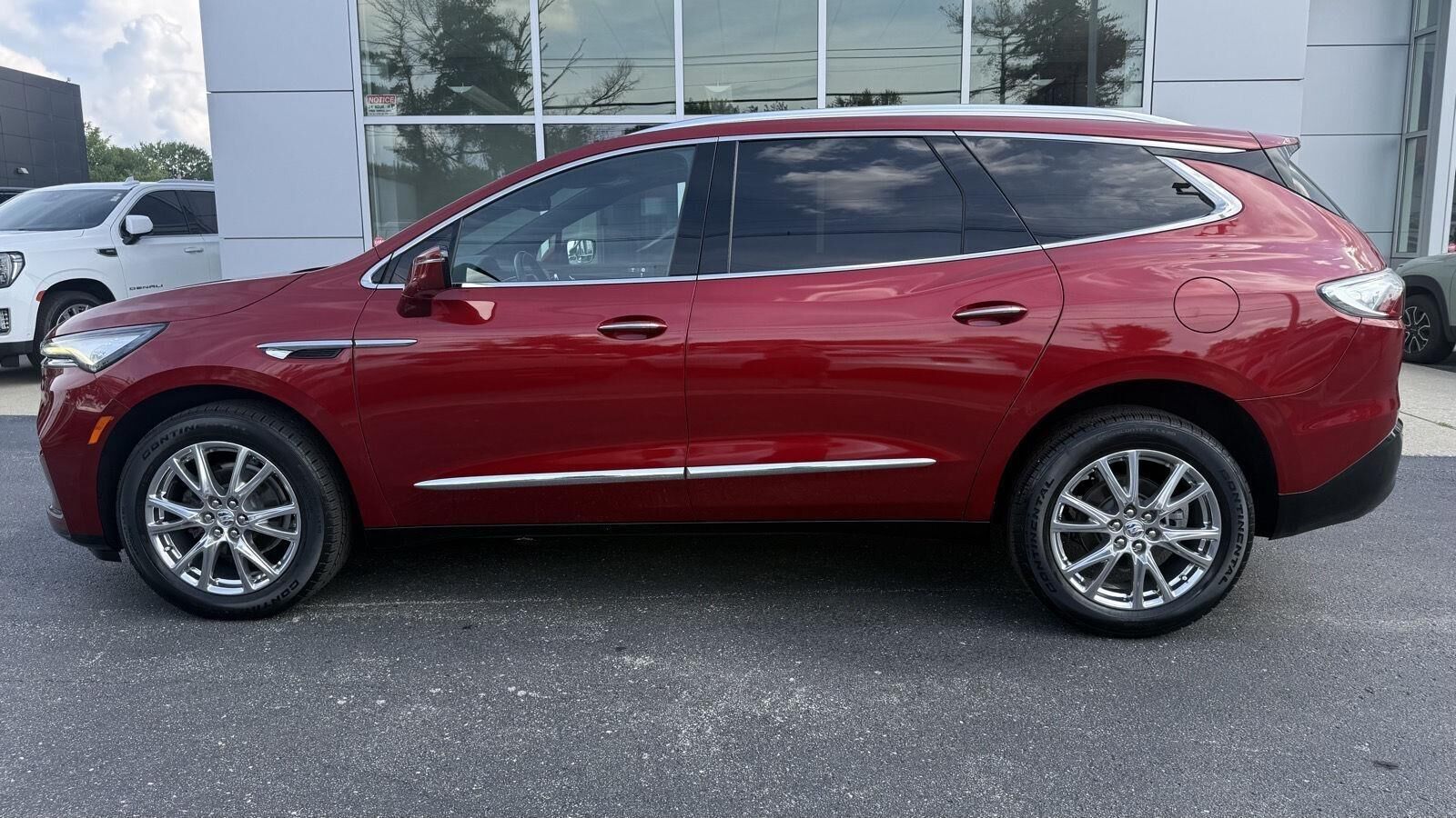 2023 BUICK Enclave