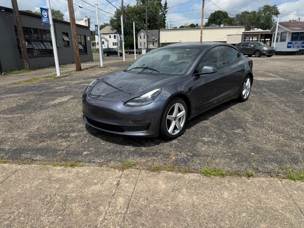 2021 TESLA Model 3