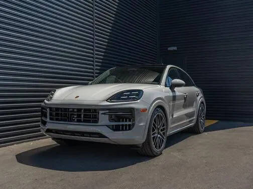 2026 PORSCHE Cayenne