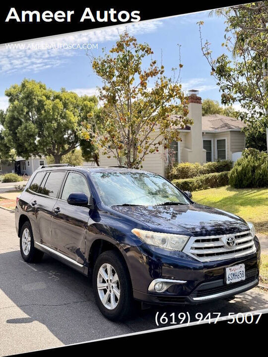 2011 TOYOTA Highlander