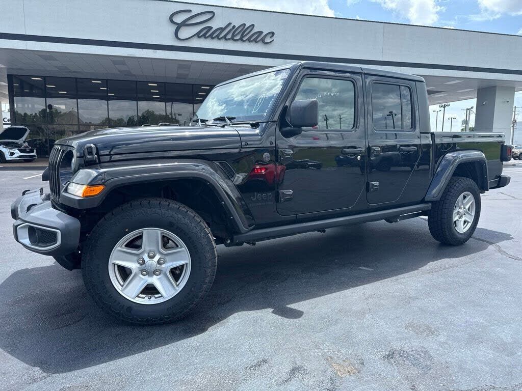 2022 JEEP Gladiator