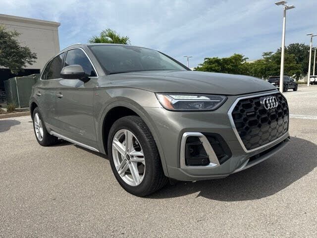 2023 AUDI Q5 e
