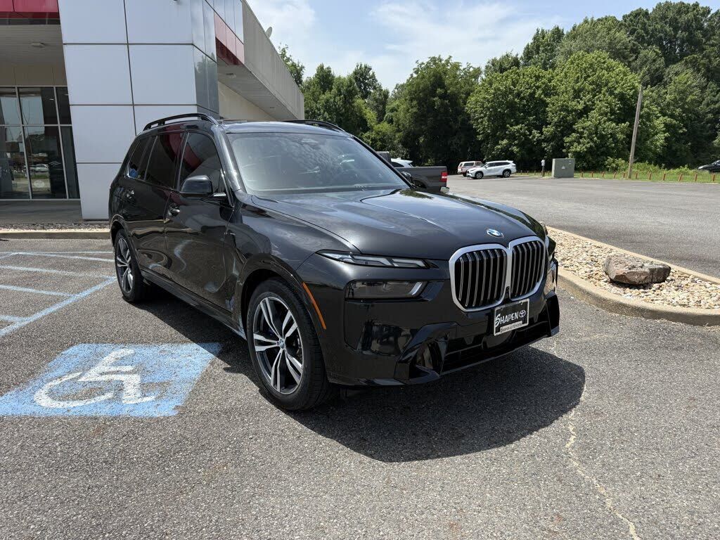 2025 BMW X7