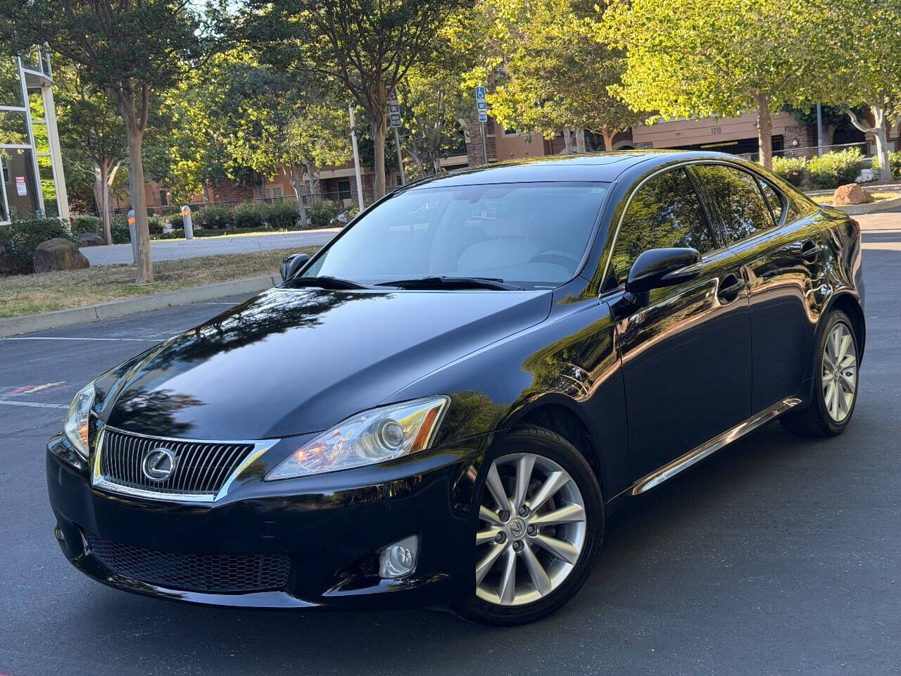 2009 LEXUS IS
