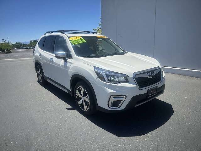 2019 SUBARU Forester