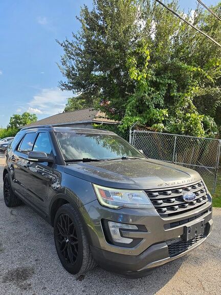 2017 FORD Explorer