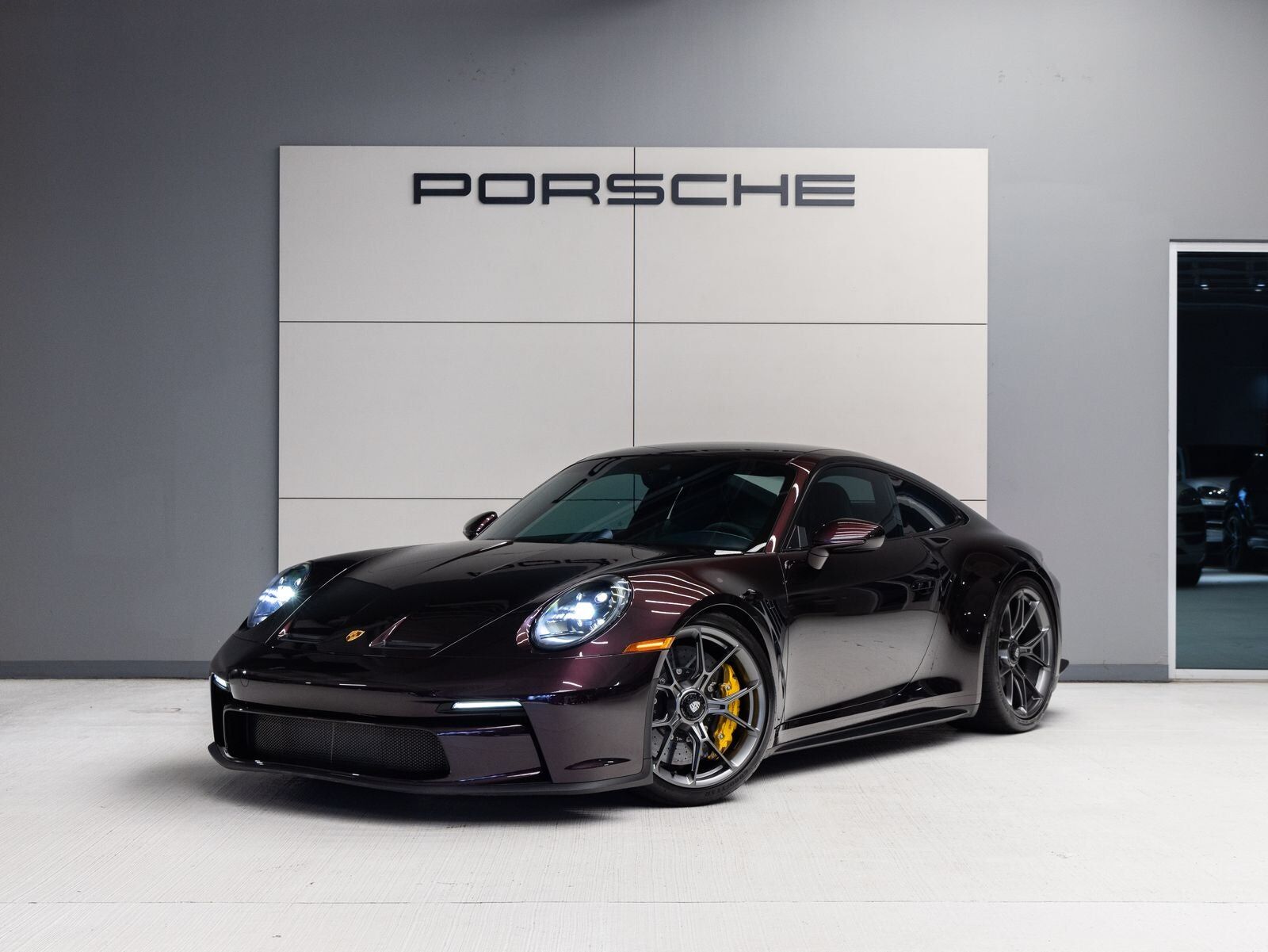 2022 PORSCHE 911