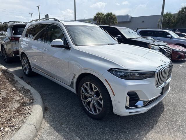 2022 BMW X7