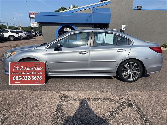 2016 SUBARU Legacy