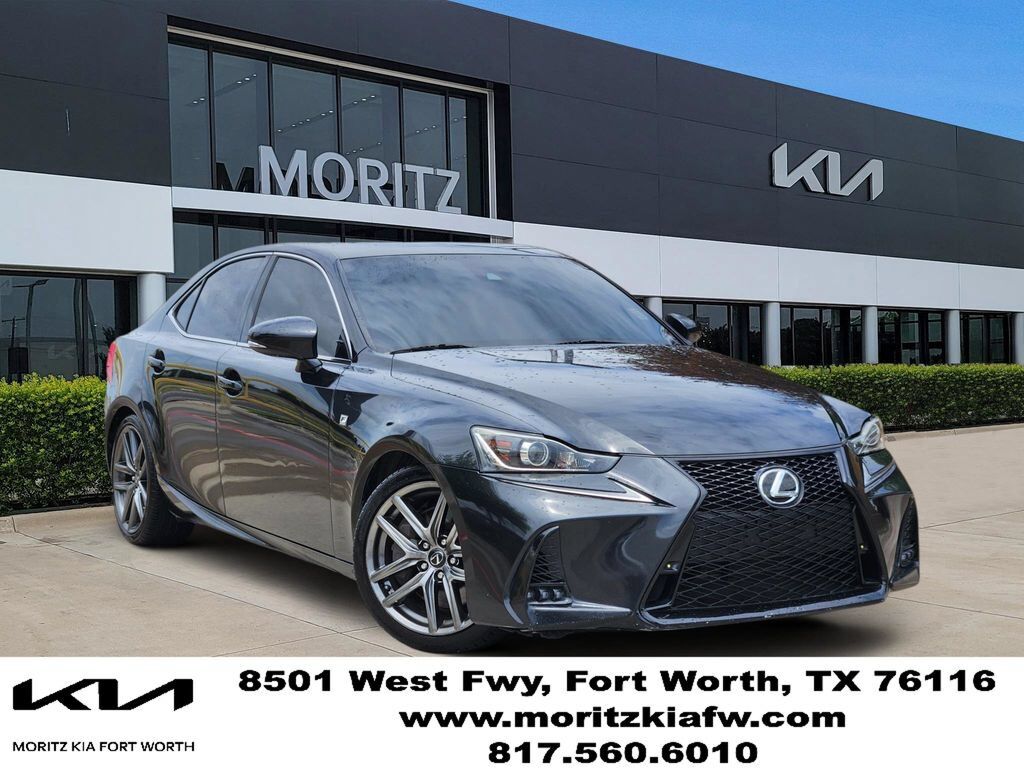 2017 LEXUS IS