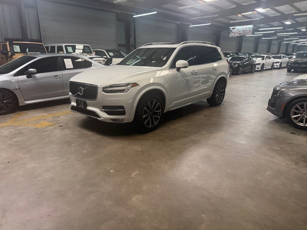 2018 VOLVO XC90