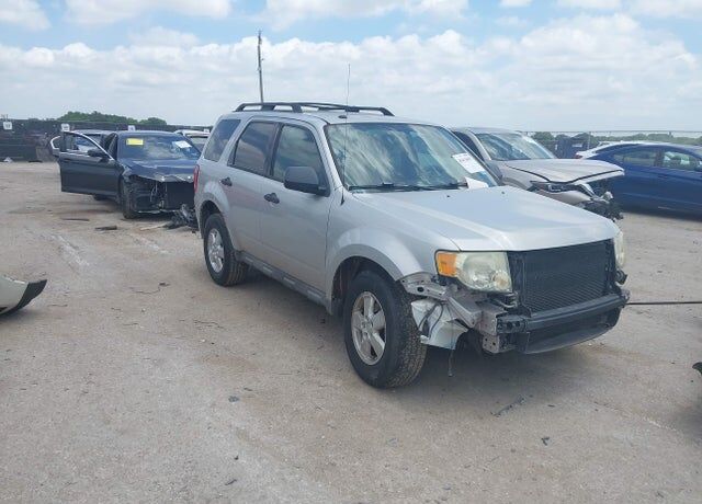 2009 FORD Escape
