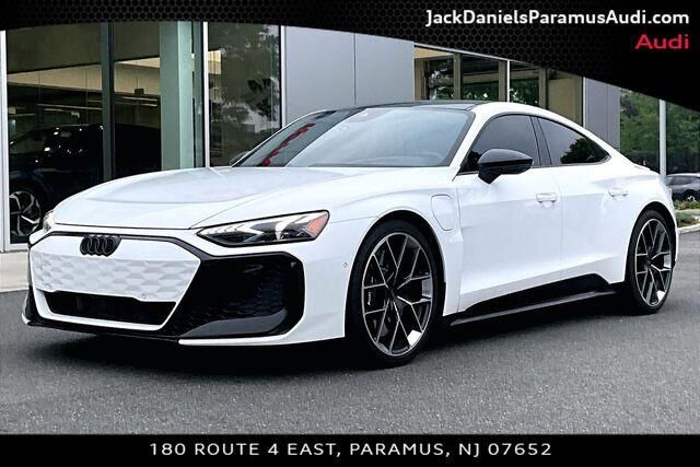2025 AUDI RS e-tron GT