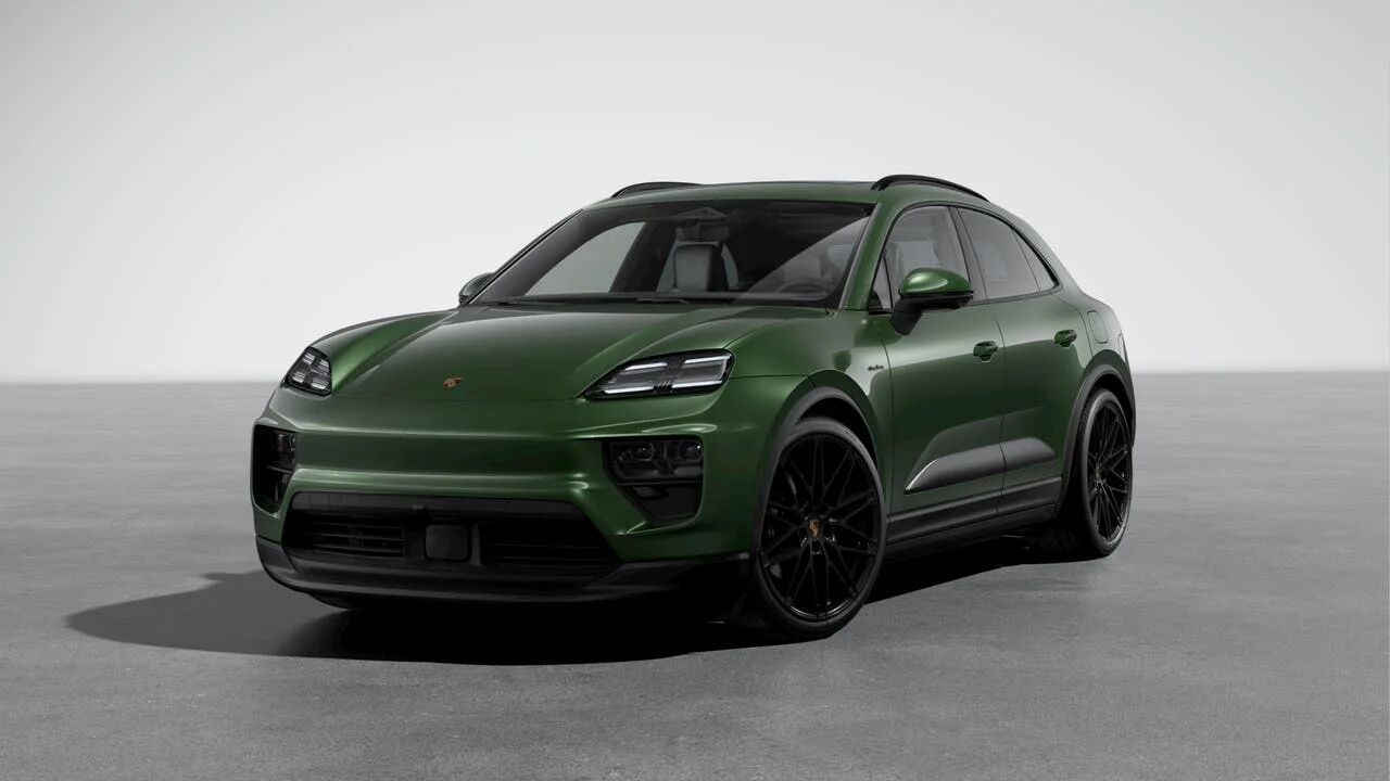 2026 PORSCHE Macan