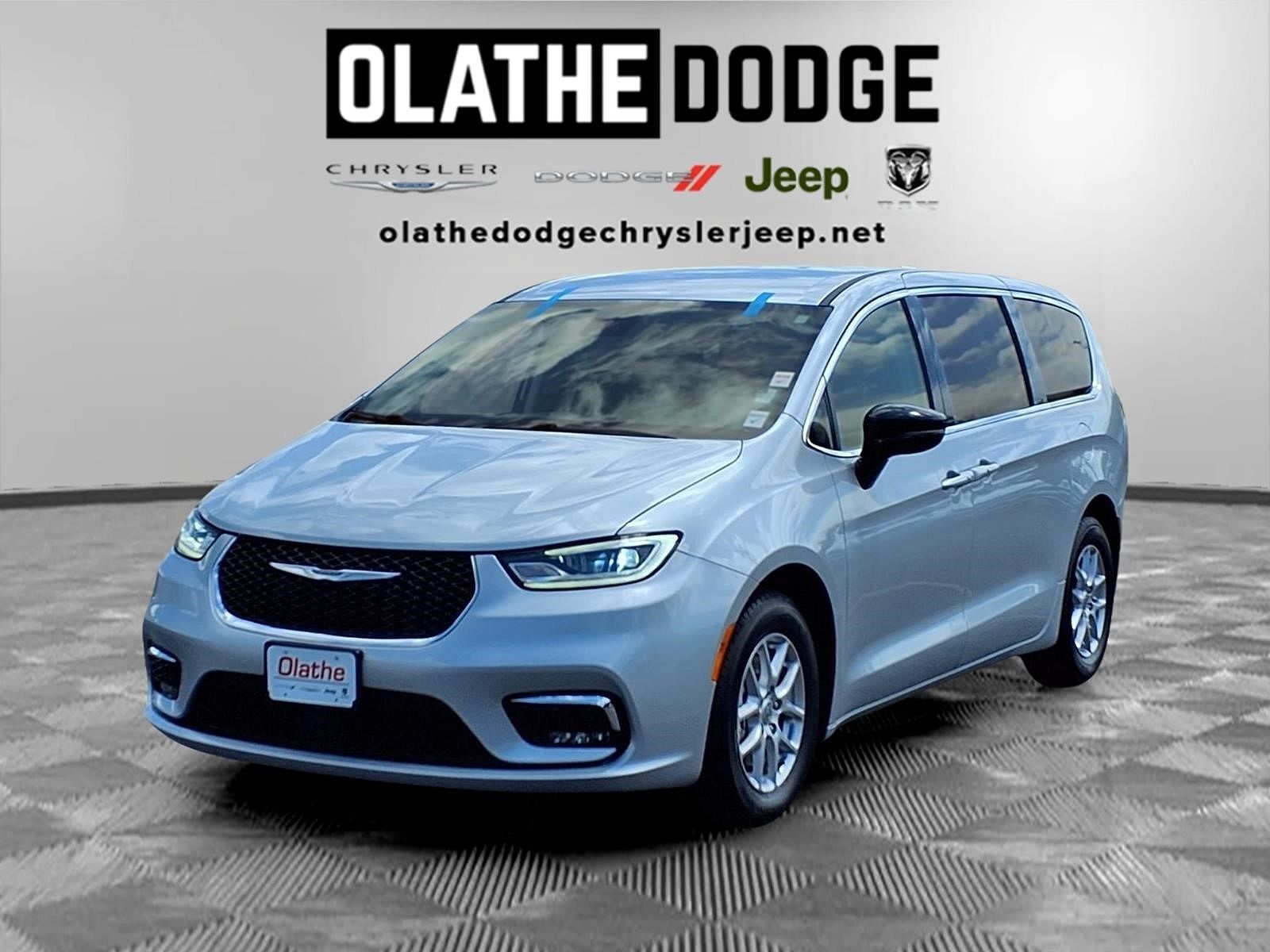 2024 CHRYSLER Pacifica