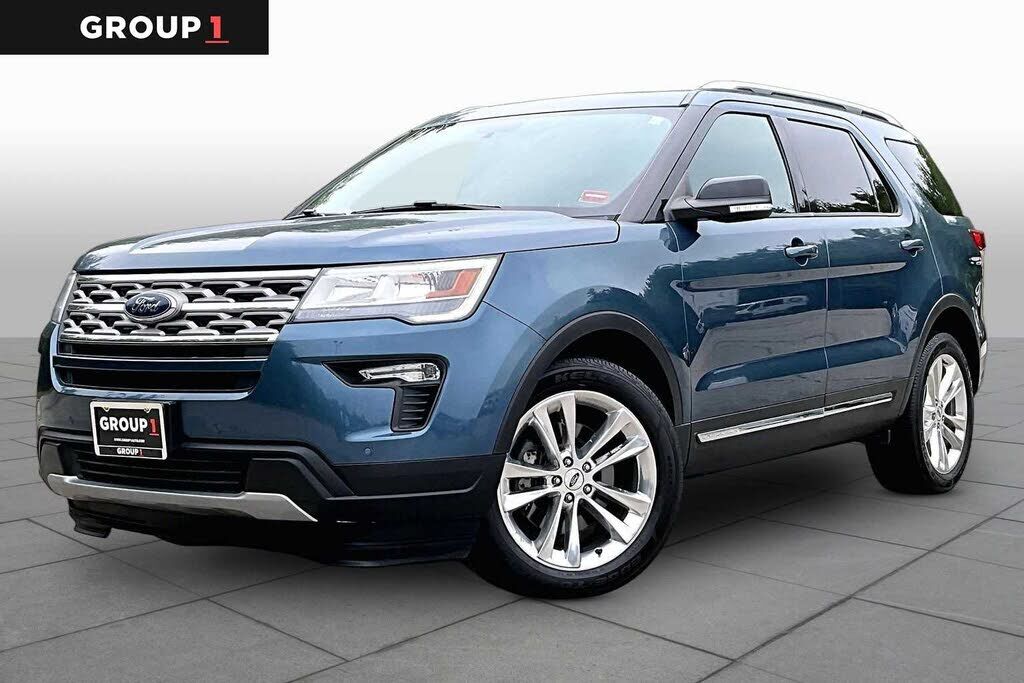 2018 FORD Explorer