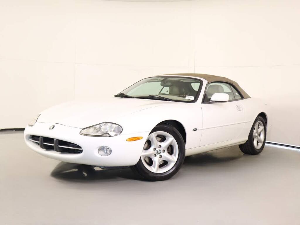 2001 JAGUAR XK8