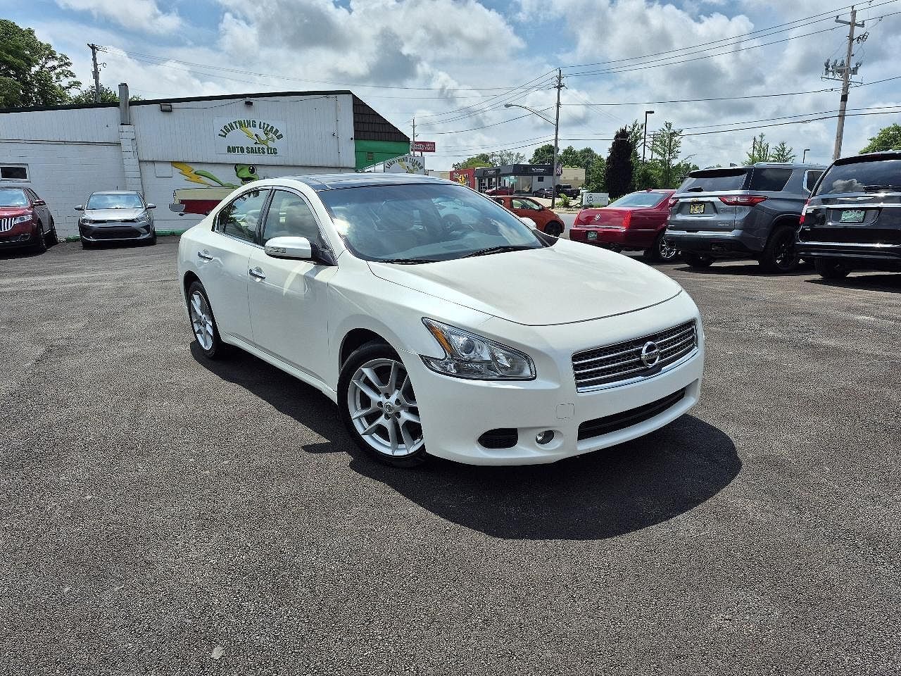 2011 NISSAN Maxima
