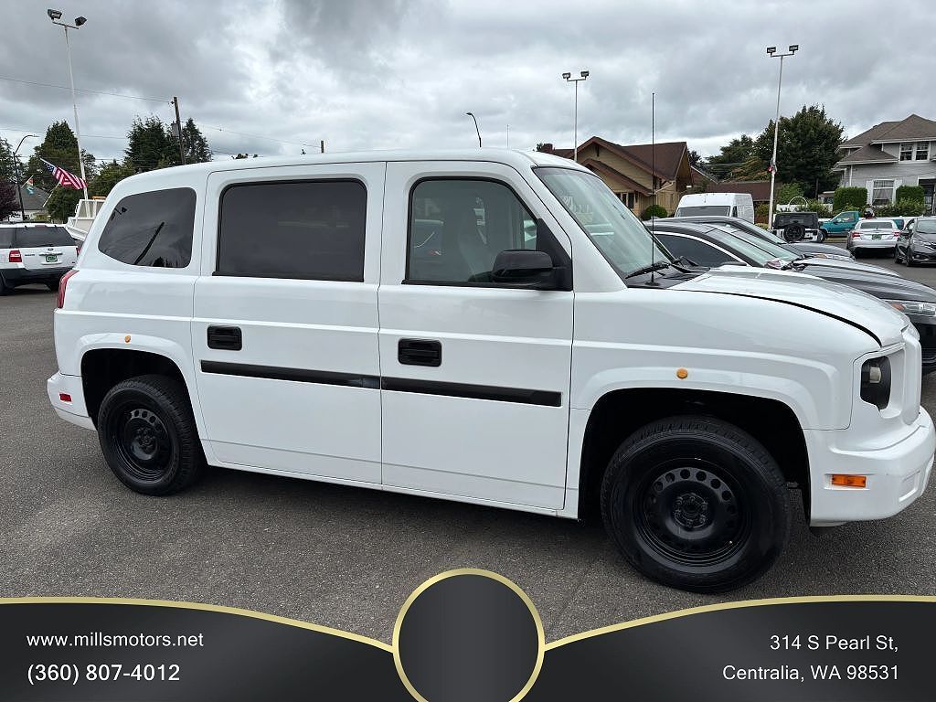 2015 AM GENERAL MV-1