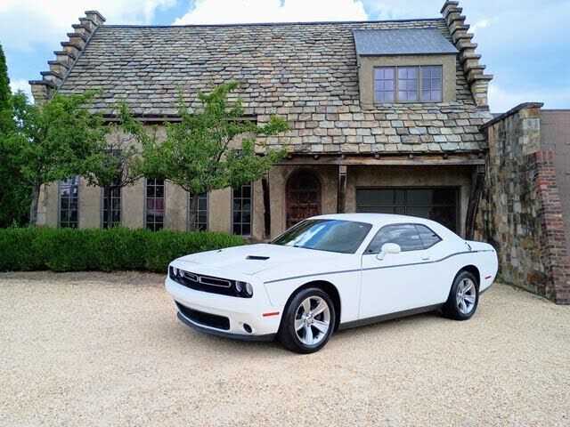 2017 DODGE Challenger