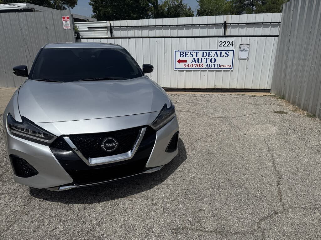 2023 NISSAN Maxima
