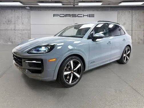 2026 PORSCHE Cayenne