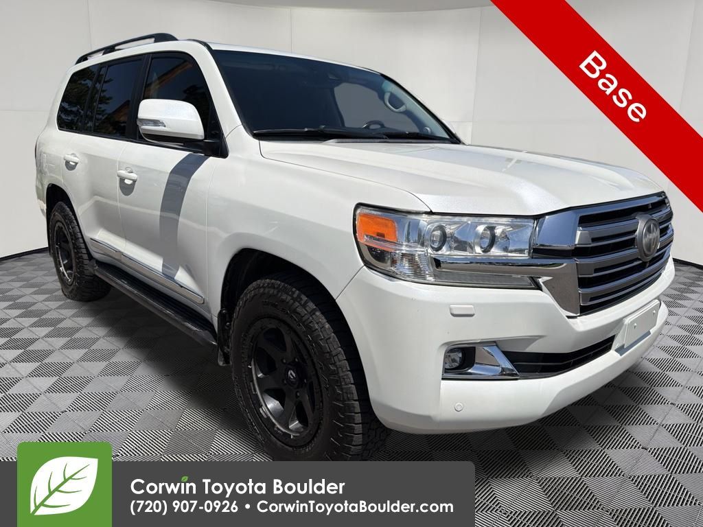 2016 TOYOTA Land Cruiser