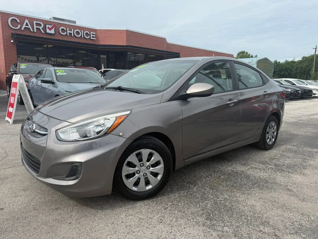 2017 HYUNDAI Accent