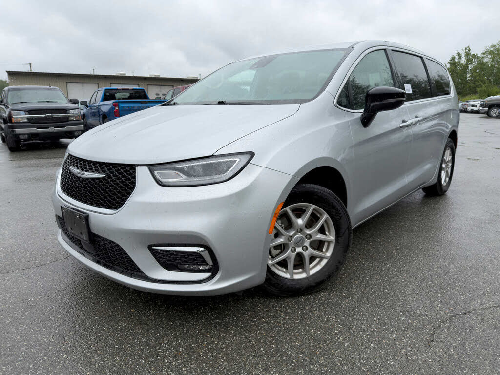 2024 CHRYSLER Pacifica