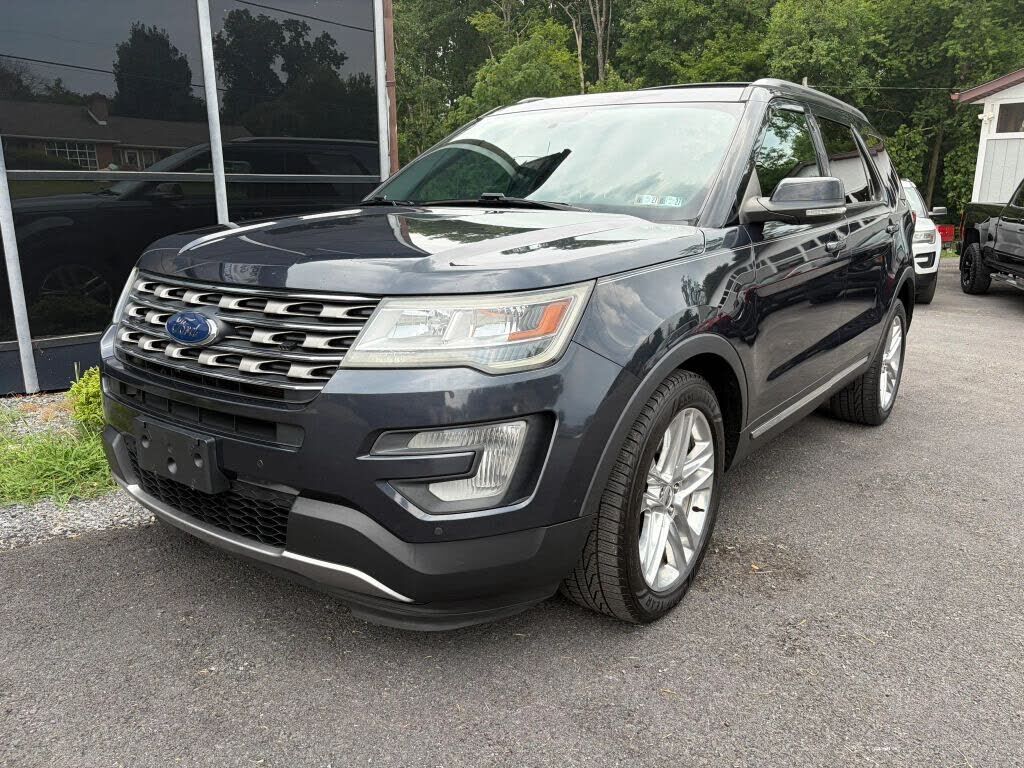 2017 FORD Explorer