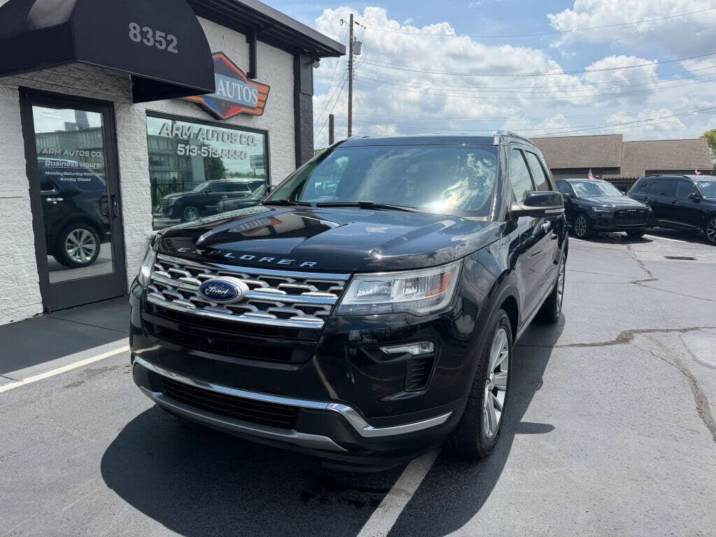 2018 FORD Explorer