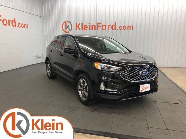 2023 FORD Edge