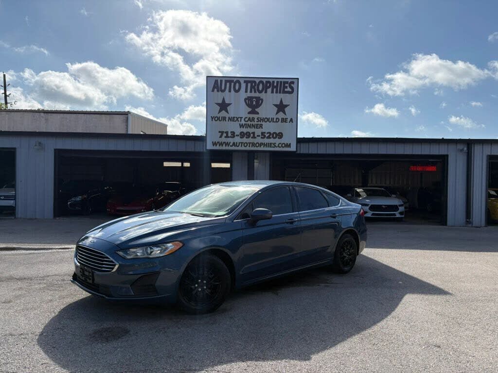 2019 FORD Fusion