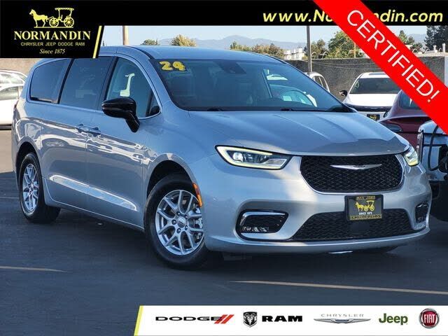 2024 CHRYSLER Pacifica