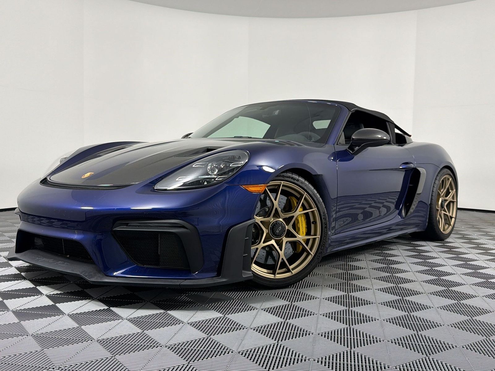 2025 PORSCHE 718