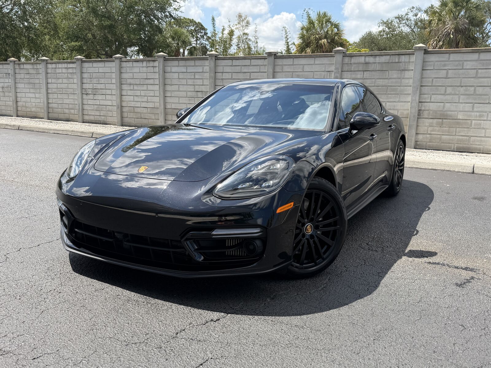 2023 PORSCHE Panamera