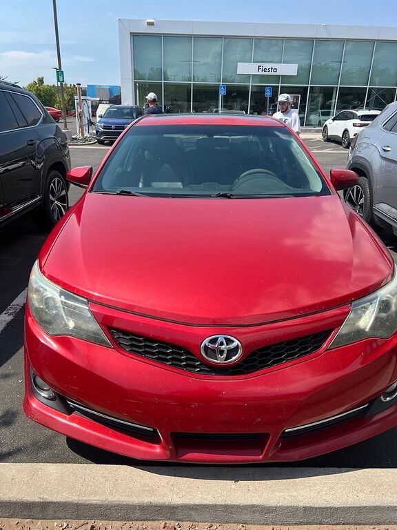 2012 TOYOTA Camry