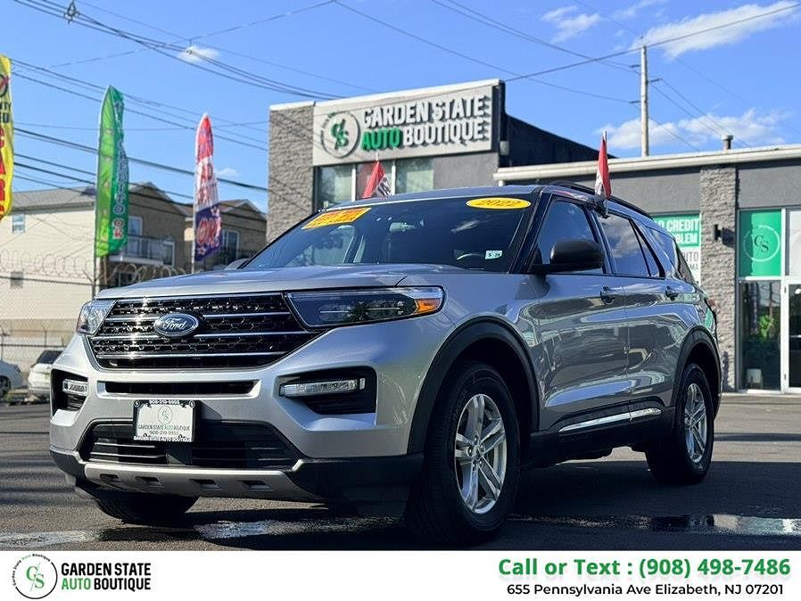 2022 FORD Explorer